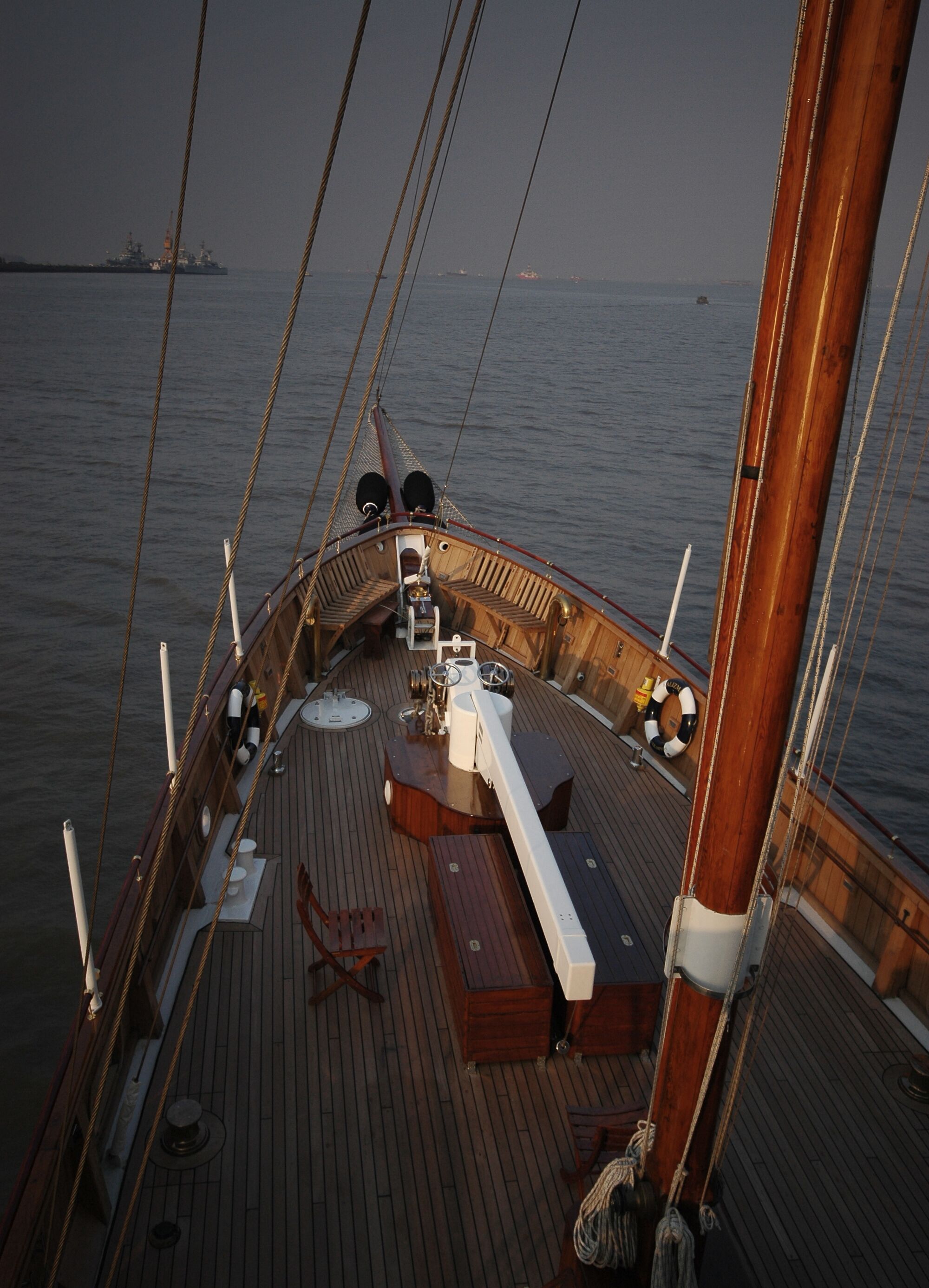 KALIZMA Yacht Charter Details, Ramage & Ferguson CHARTERWORLD Luxury